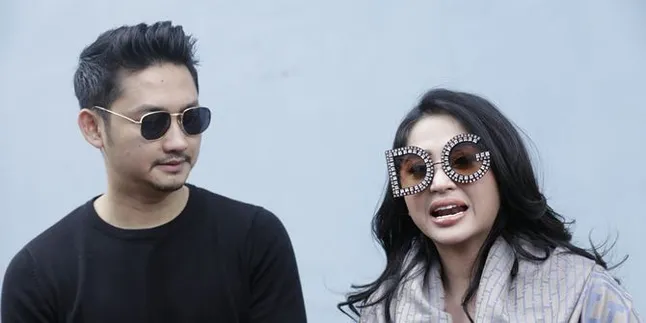 Diberitakan Dekat dengan Meldi Keponakan Dewi Perssik, Angga Wijaya Angkat Bicara Diberitakan Dekat dengan Meldi Keponakan Dewi Perssik, Angga Wijaya Angkat Bicara