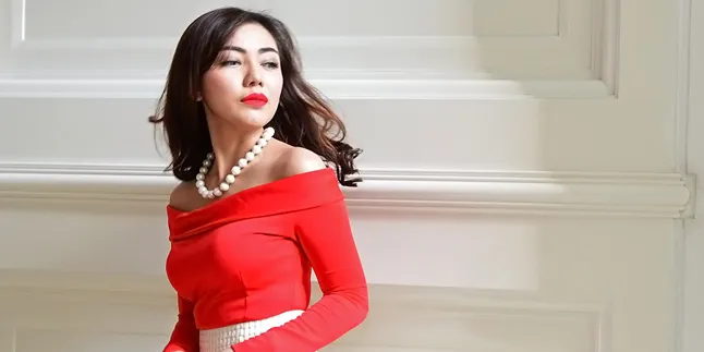Dibilang Banyak Gaya Saat Umroh, Bella Shofie: Biarin Aja