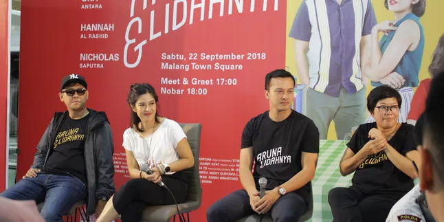 Dibilang Terlalu Cantik Perankan Aruna, Dian Sastrowardoyo Tersenyum Malu