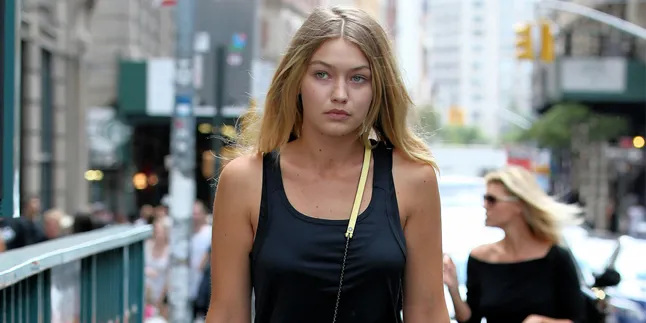Dibully Haters, Gigi Hadid Siap Pensiun Dari Dunia Modelling? Dibully Haters, Gigi Hadid Siap Pensiun Dari Dunia Modelling?