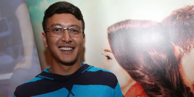 Dicakar Fans, Dimas Anggara Malah Senang Dicakar Fans, Dimas Anggara Malah Senang