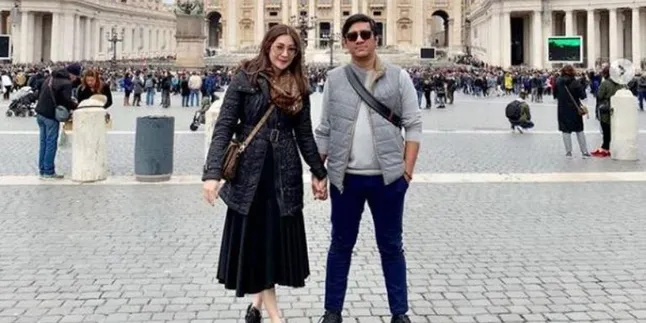 Diduga Hina Capres Prabowo Subianto, Erin & Andre Taulany Datangi Polda Metro Jaya