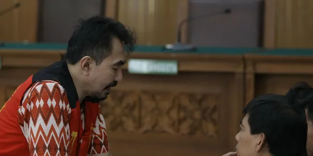 Diduga Terlibat Dalam Kasus Hukum Aa Gatot, Ustadz Guntur Bumi Justru Tidak Hadir Diduga Terlibat Dalam Kasus Hukum Aa Gatot, Ustadz Guntur Bumi Justru Tidak Hadir