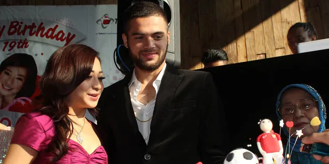 Diego Bercambang, Nikita Willy Bangga