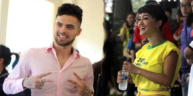 Diego Muhammad Konsultasi Dengan Julia Perez