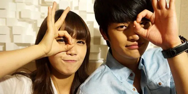 Digosipkan Pacaran Dengan Eunji A Pink, Seo In Guk Bosan