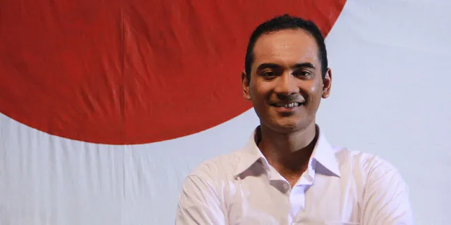 Digosipkan Suka Sesama Jenis, Ario Bayu Cuek