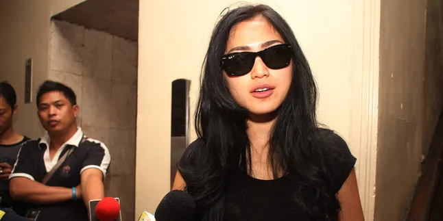 Digugat Cerai Suami, Jessica Iskandar: No! Digugat Cerai Suami, Jessica Iskandar: No!