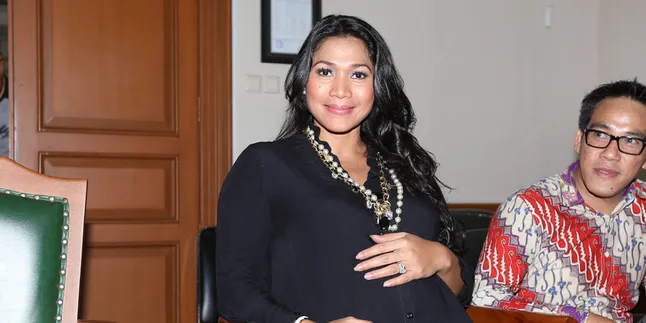Digugat Mantan, Suami Anne J Cotto Ikut Berang Digugat Mantan, Suami Anne J Cotto Ikut Berang