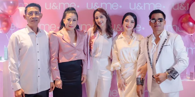 Dihadiri Para Selebritis Ternama, Master Firasat Wirang Birawa Ditunjuk Sebagai Konsultan Bisnis Kecantikan