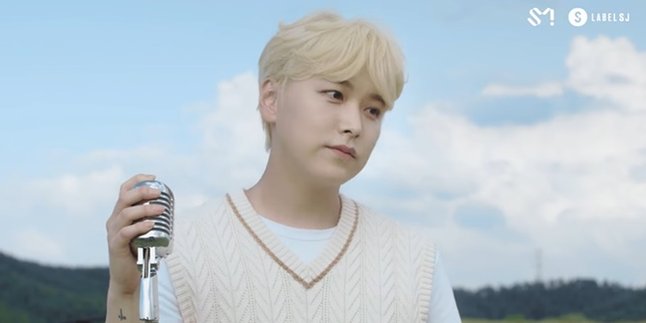Accompanied by Piano and Guitar, Sungmin Super Junior Releases Special Video 'Blooming'