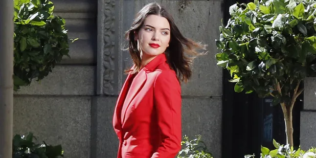 Diisukan Pacari Justin Bieber, Ini Jawaban Kendall Jenner Diisukan Pacari Justin Bieber, Ini Jawaban Kendall Jenner