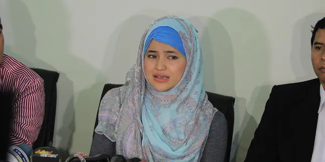 Dijemput Paksa, Marshanda Diminta Jalani Terapi dan Suntikan Dijemput Paksa, Marshanda Diminta Jalani Terapi dan Suntikan