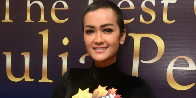 Dikabarkan Alami Penurunan Ekonomi, Ini Penjelasan Julia Perez