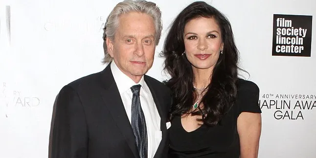 Dikabarkan Cerai, Apa Komentar Michael Douglas? Dikabarkan Cerai, Apa Komentar Michael Douglas?