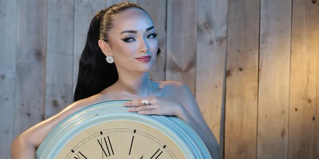 Dikabarkan Coba Bunuh Diri Karena Pacar, Zaskia Gotik Buka Suara