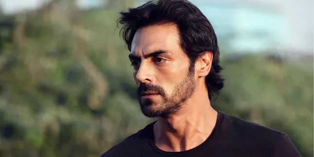 Dikabarkan Gugat Cerai Istri, Arjun Rampal Murka