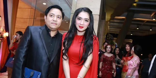 Dikabarkan Pisah Ranjang, Rumah Angel Karamoy Sepi Dikabarkan Pisah Ranjang, Rumah Angel Karamoy Sepi