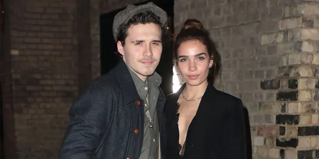 Dikabarkan Putus, Brooklyn Beckham & Hana Cross Saling Unfollow di Instagram Dikabarkan Putus, Brooklyn Beckham & Hana Cross Saling Unfollow di Instagram