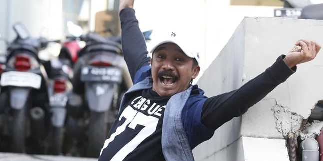 Dikabarkan Sakit Buat Oppie Kumis Jarang Tampil di Televisi, Ternyata Ini Faktanya