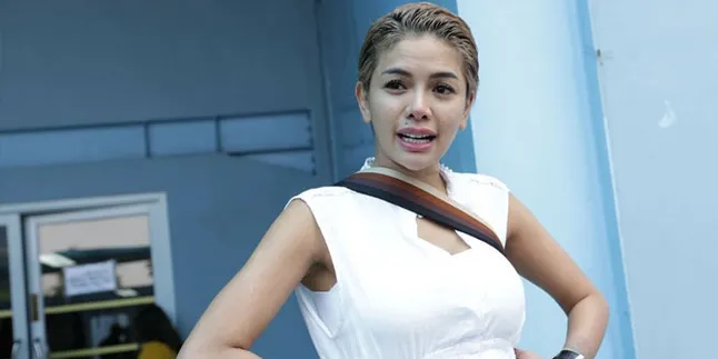 Dikabarkan Sedang Hamil Anak Dipo Latief, Ini Jawaban Nikita Mirzani