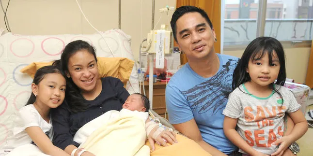 Dikaruniai Anak ke-3, Ini Arti Nama Indah Putri Cantik Enda Ungu Dikaruniai Anak ke-3, Ini Arti Nama Indah Putri Cantik Enda Ungu