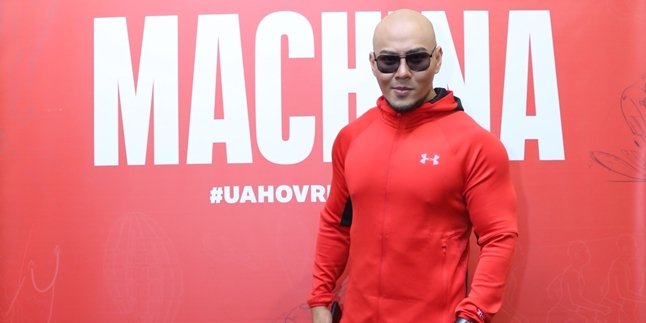 Known for Sports Hobby, Deddy Corbuzier Has His Own Standards for the Shoes He Wears