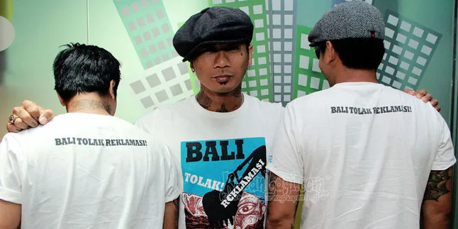 Dikira Voodoo, Superman Is Dead Diuber Polisi Amerika