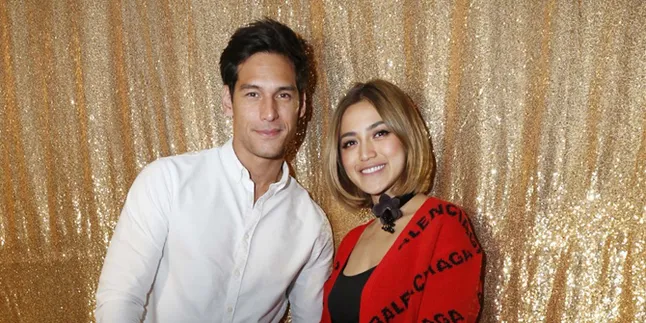 Dilamar, Jessica Iskandar Puji Richard Kyle Indah Di Luar - Indah di Dalam