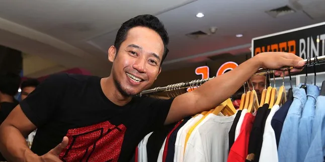 Dilaporkan Fahira Karena Zaskia, Deni Cagur Tak Siapkan Pengacara