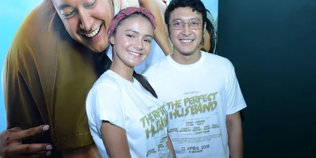 Dalam 'THE PERFECT HUSBAND', Dimas Anggara Ingin Menikahi Amanda Rawles? Dalam 'THE PERFECT HUSBAND', Dimas Anggara Ingin Menikahi Amanda Rawles?