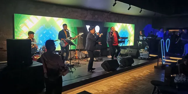 Dimeriahkan Selebriti dan Influencer, Lovers Club Karaoke Night Bikin Momen Valentine Makin Spesial