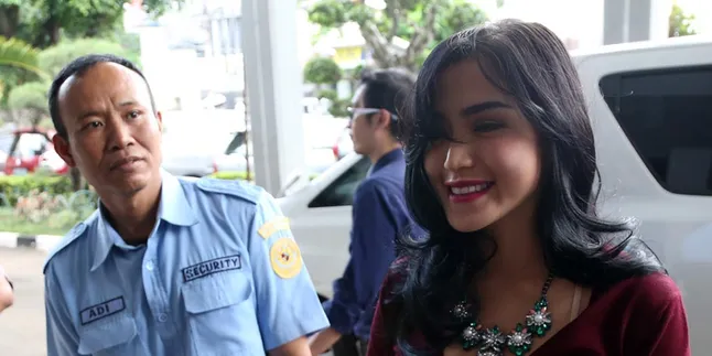 Dinilai Jadi Penghambat Sidang, Suami Jessica Iskandar Tak Takut