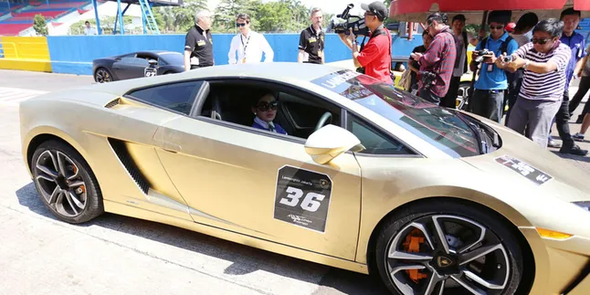 Dipacu Hingga 280 Km/Jam, Lamborghini Syahrini Tergelincir