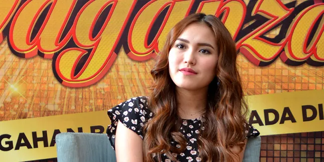 Dipaksa Curhat Soal Shaheer, Ayu Ting Ting Ngambek dan Nangis
