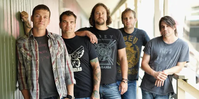 Dipenjara dan Dikeluarkan Dari Band, Sial Benar Nasib Todd