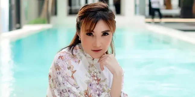 Dipercaya Memiliki Anak di Usia Empat Puluh Satu Tahun, Artis Kiki Amalia Putuskan Jadi Full Time Mother