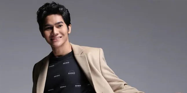 Dipetisi Karena Bahas Oplas & Pajang Foto Jimin BTS, Ini Kata Satria Mulia