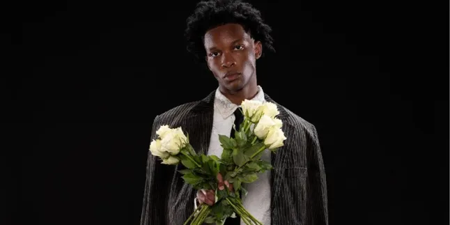 Diproduseri Oleh Orang Indonesia, Penyanyi Pendatang Baru Bernama D4vd Suskses Curi Perhatian Lewat Single Terbaru