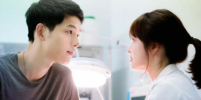 Dirangkul Manis, Song Joong Ki & Song Hye Gyo Saling Puji