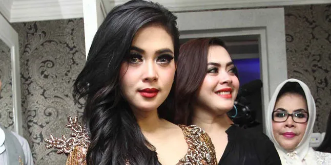 Direstui Ibunda, Syahrini Menikah Tahun Depan