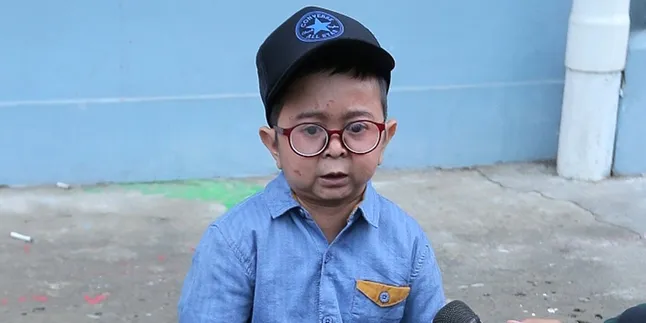 Dirundung Netizen Pasca Menikah, Daus Mini Berniat Laporkan ke Kepolisian Dirundung Netizen Pasca Menikah, Daus Mini Berniat Laporkan ke Kepolisian