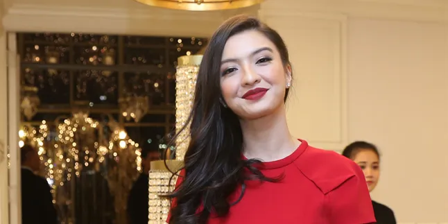 Disambut CEO, Raline Shah Jadi Direktur Baru di AirAsia?