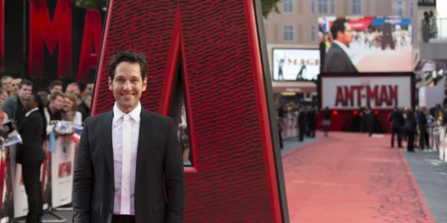 Disambut Ribuan Fans, Superhero Kocak 'ANT-MAN' Tembus London