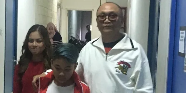 Disebut Ayah Angkat olah Barbie Kumalasari, Mr. Puisi: Aku Sendiri Tak Pernah Bertemu