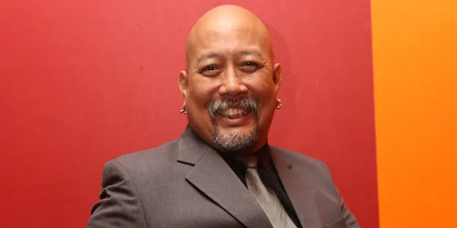 Disebut Comblangkan Deddy - Chika, Apa Komentar Indro Warkop? Disebut Comblangkan Deddy - Chika, Apa Komentar Indro Warkop?