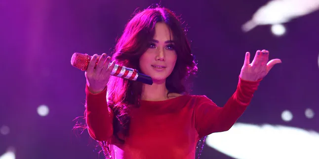 Disebut Jadi Penyebab Kecelakaan Dul, Ini Komentar Mulan Jameela Disebut Jadi Penyebab Kecelakaan Dul, Ini Komentar Mulan Jameela