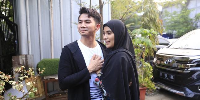 Called for Turning His Wife Before Marriage, Rizki DA: Don't Want to Know About Nadya's Past