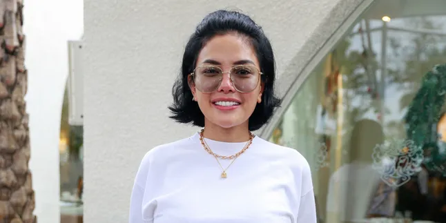 Disebut Netizen Serba Tahu, Begini Cara Nikita Mirzani Cari Informasi Soal Latar Belakang Bunda Corla Disebut Netizen Serba Tahu, Begini Cara Nikita Mirzani Cari Informasi Soal Latar Belakang Bunda Corla