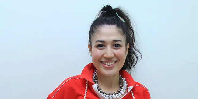 Diselingkuhi Iwa K, Sania Cari Pria Lain